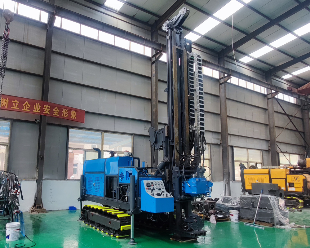 CR1000I Perforadora - Sistema de cabrestante y sujetador